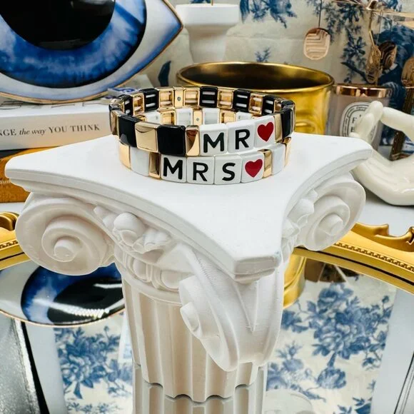 🆕 ROXANNE ASSOULIN 🧿 NWOT Mr & Mrs Set Of Two Enamel And Gold-Tone Bracelets - Picture 8 of 14